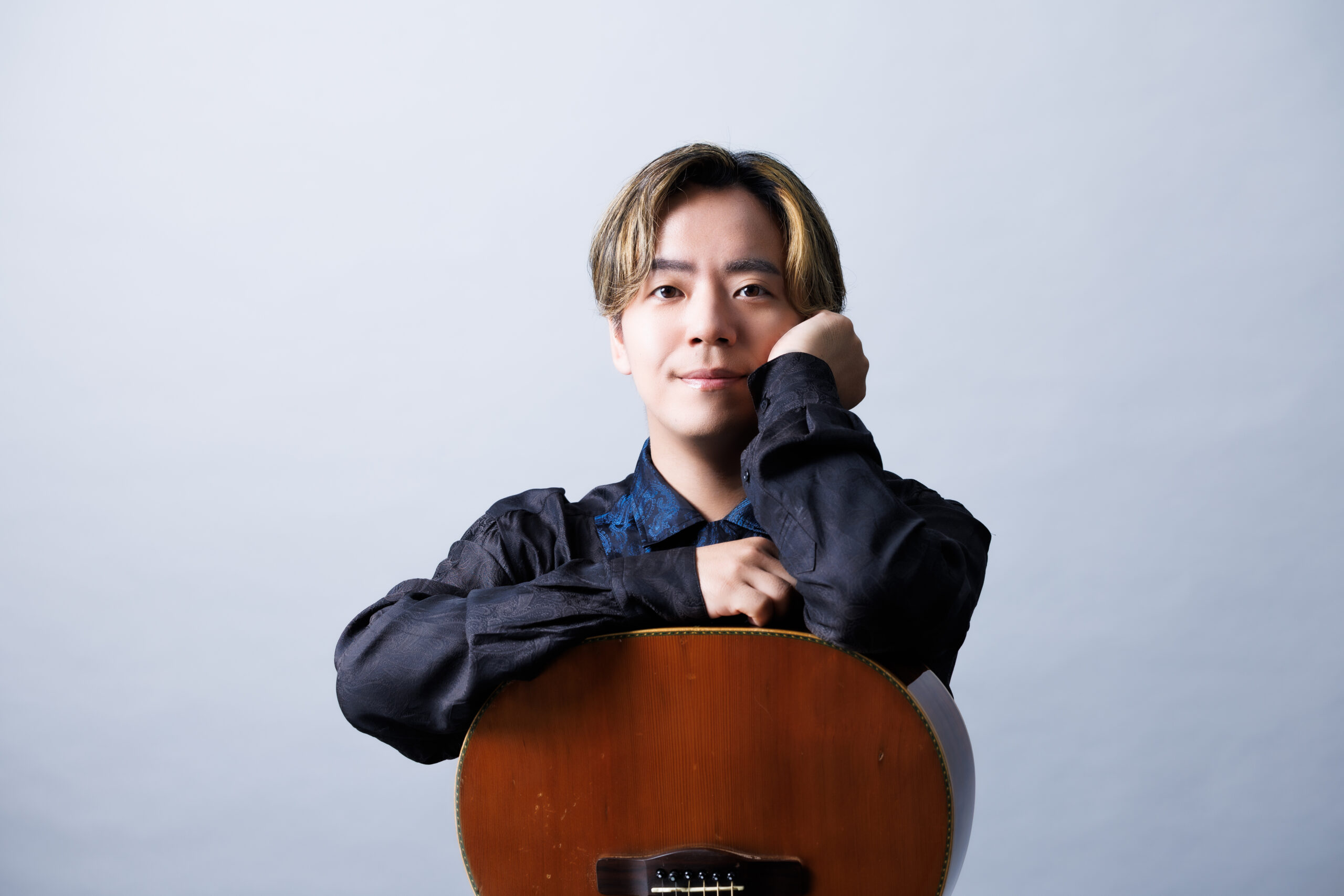 ラス | シンガーソングライター